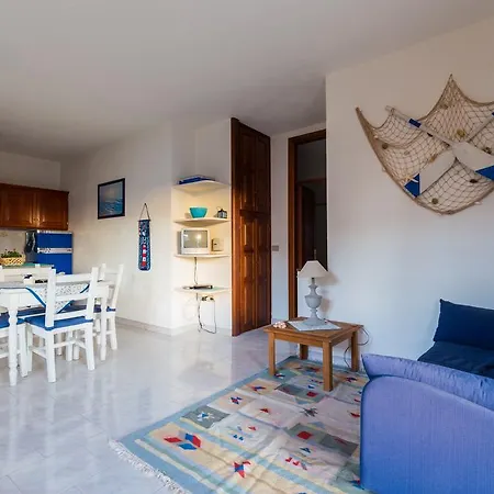 Apartment Fronte Monte Budoni